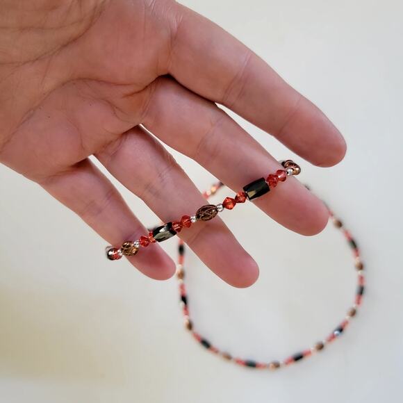 Vintage Beaded Necklace with Black Faceted Beads Amber Ovals and Red Crystals - Picture 3 of 10